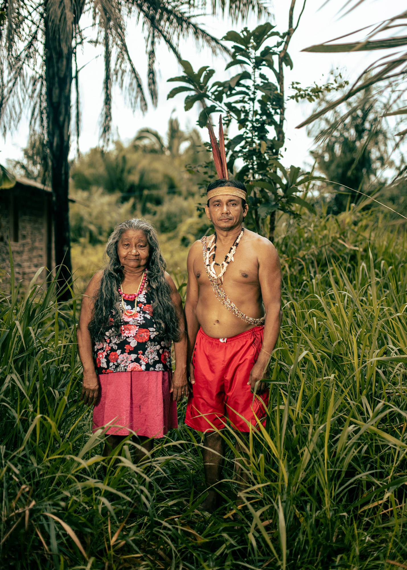 The Akroá-Gamella chief Kum'tum and his mother Maria do Carmo.