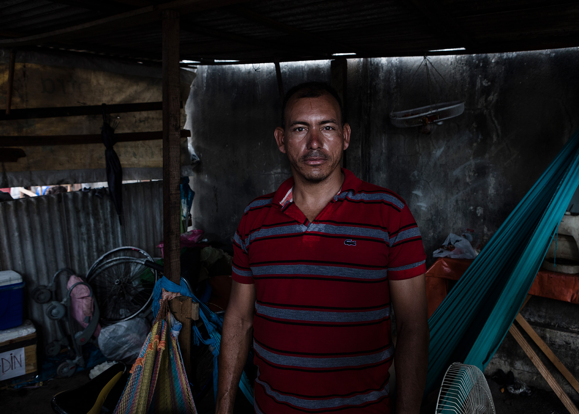 Portrait of a Venezuelan immigrant living in Tancredo Neves shelter, 2018.