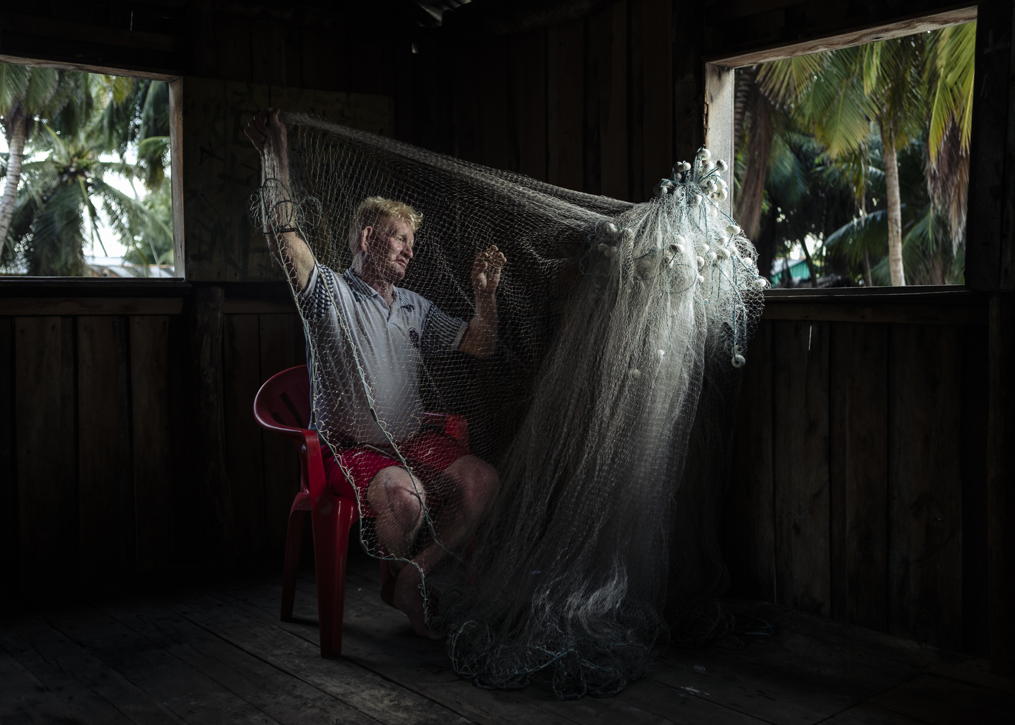 Portrait of Ednaldo, who due to the albinism was forced to stop working as a fisherman.